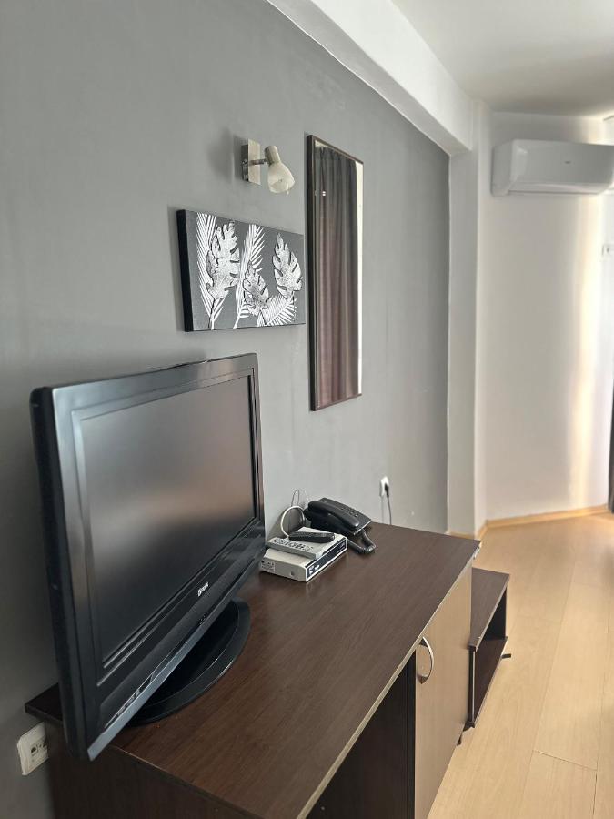 Хотел Костенец Exteriör bild